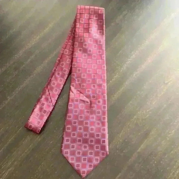 J. Ferrar Tie‎ EUC - Picture 1 of 4